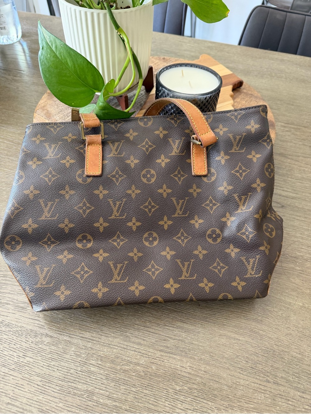 AUTHENTIC-Louis Vuitton Monogram Cabas Tote